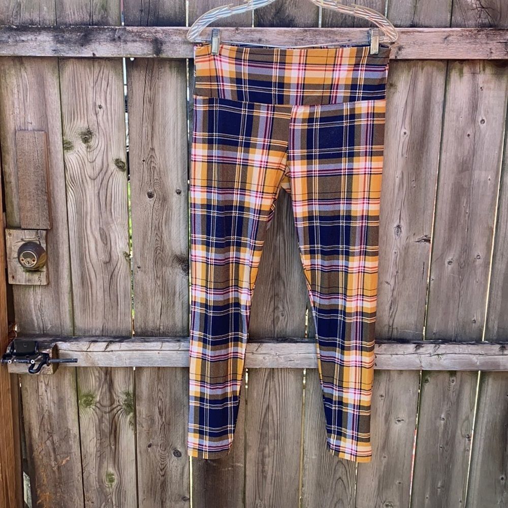 No Comment yellow plaid leggings sz. L